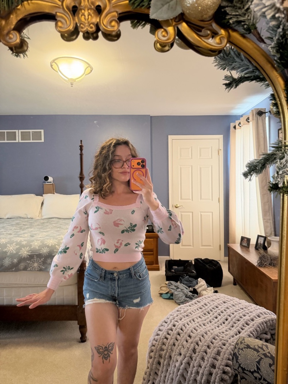 Pink Floral Cropped Knit Top with Balloon Sleeves